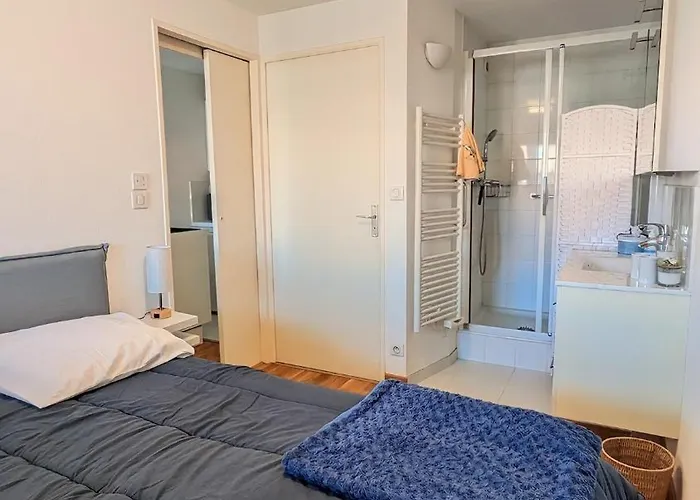 E Comme Eden, 2 Pieces Vue Loggia Et Parking