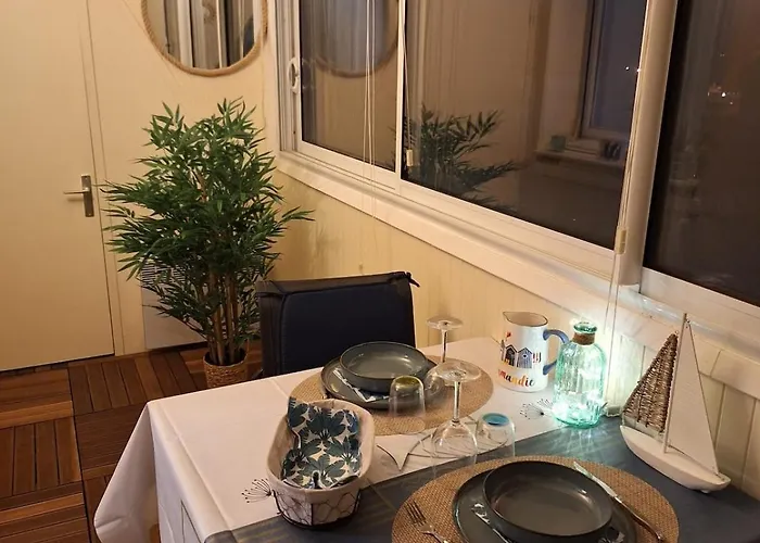 E Comme Eden, 2 Pieces Vue Loggia Et Parking 公寓 *