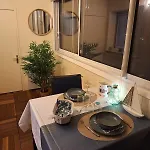 E Comme Eden, 2 Pieces Vue Loggia Et Parking Appartement *